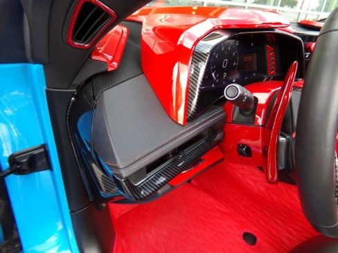Used 2021 Chevrolet Corvette Stingray Preferred Conv w/ Z51 Performance Package RWD image 16