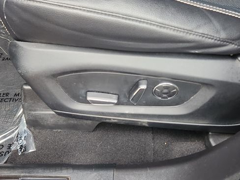 Used 2020 Ford Explorer ST w/ Premium Technology Package image 15