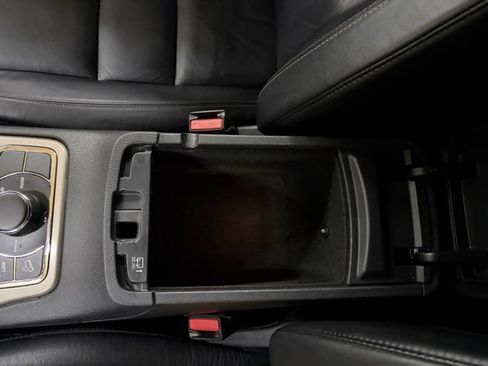 Used 2015 Jeep Grand Cherokee Limited image 57