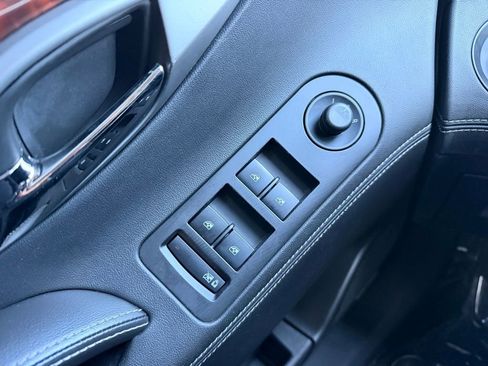 Used 2013 Buick LaCrosse Leather w/ Entertainment Package image 20