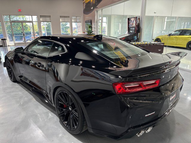 Used 2018 Chevrolet Camaro ZL1 RWD image 33
