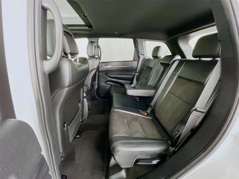 Used 2022 Jeep Grand Cherokee Laredo X AWD/4WD image 27