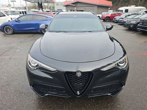 Used 2023 Alfa Romeo Stelvio Ti image 23