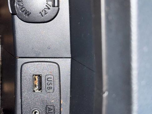 Used 2014 Subaru Forester 2.5i Premium image 40