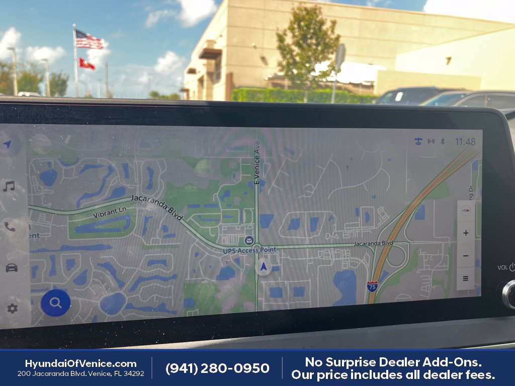 Used 2023 Toyota Prius Limited FWD image 7