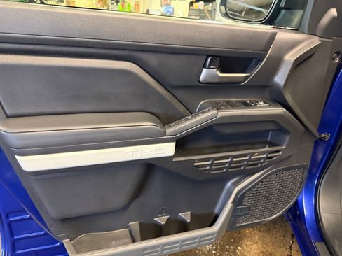 Used 2024 Toyota Tacoma TRD Off-Road w/ TRD Off Road Upgrade Package image 36