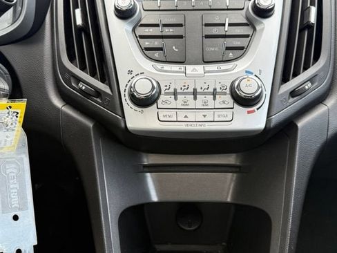 Used 2015 Chevrolet Equinox LT FWD image 26