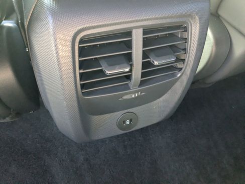 Certified 2025 Ford Mustang Mach-E GT image 31