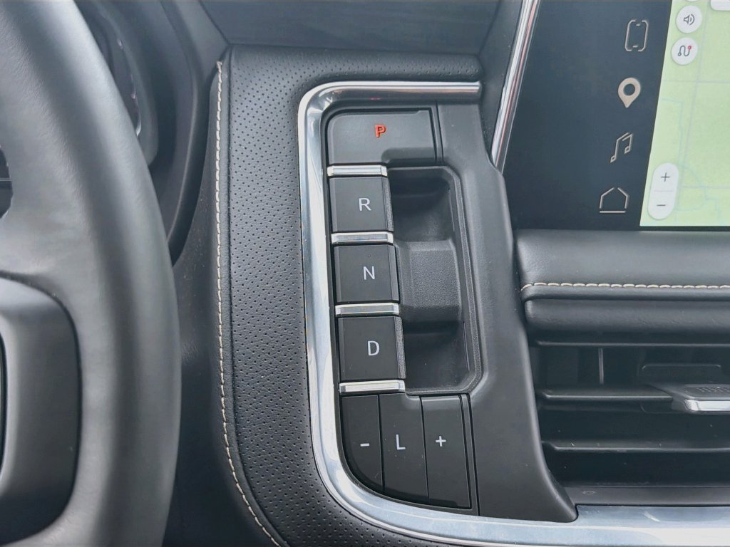 Used 2023 GMC Yukon SLT w/ SLT Premium Package AWD/4WD image 19