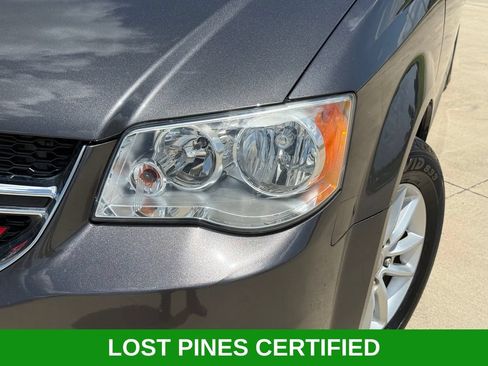 Used 2020 Dodge Grand Caravan SE FWD image 7