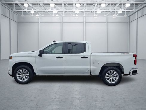 Certified 2020 Chevrolet Silverado 1500 Custom w/ Custom Value Package image 8