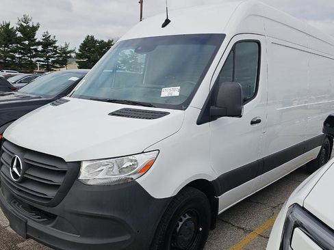 Used 2023 Mercedes-Benz Sprinter 2500 image 1