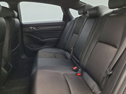 Used 2019 Honda Accord Sport image 18