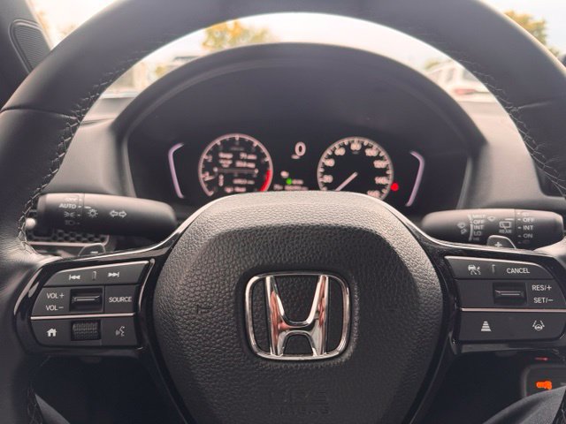 Used 2025 Honda Civic Sport image 11