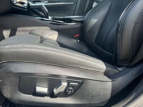 Used 2018 BMW 540i xDrive image 28