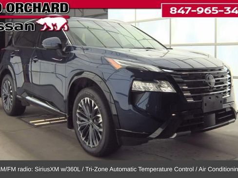 Used 2024 Nissan Rogue Platinum w/ Platinum Premium Package image 4