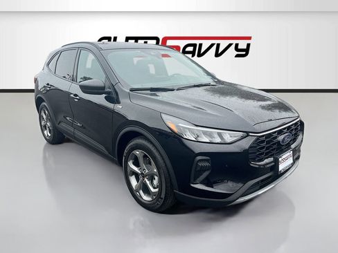Used 2025 Ford Escape ST-Line FWD image 1