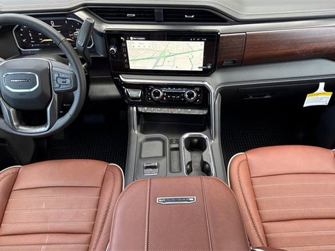 New 2026 GMC Sierra 3500 Denali Ultimate image 15