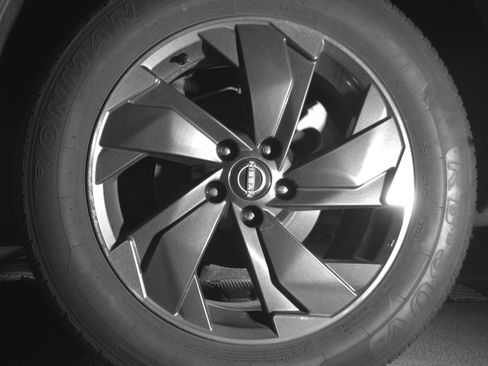 Used 2025 Nissan Rogue SV image 14