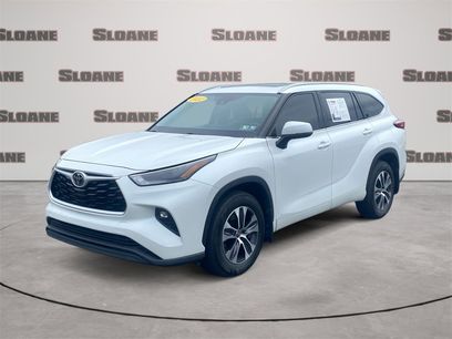 Used 2022 Toyota Highlander XLE
