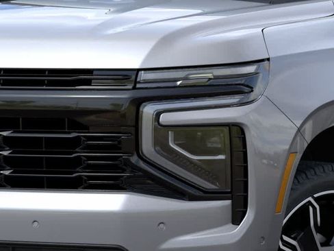 New 2026 Chevrolet Suburban RST w/ RST Capability Package AWD/4WD image 10
