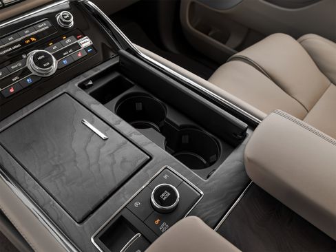 Used 2024 Lincoln Navigator L Reserve AWD/4WD image 25
