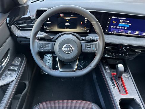 New 2026 Nissan Kicks SR image 11