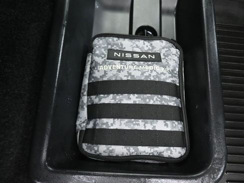 Used 2024 Nissan Frontier PRO-4X w/ Technology Package image 41