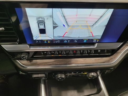 Used 2023 Chevrolet Silverado 1500 LTZ image 14