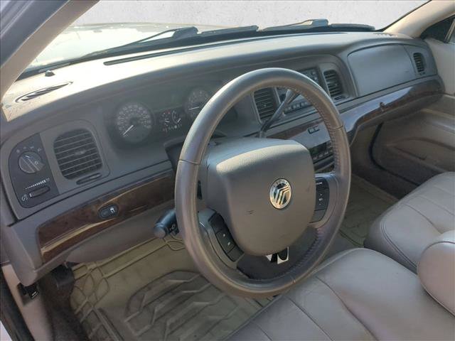 Used 2010 Mercury Grand Marquis LS RWD image 9