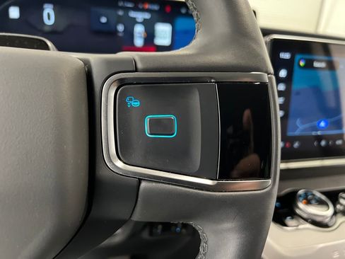 Used 2025 Ford Expedition Max Active image 60