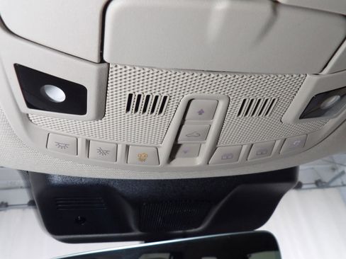 Used 2022 Lincoln Navigator Reserve image 36