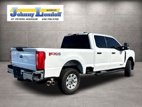 Used 2024 Ford F250 XLT w/ FX4 Off-Road Package image 2