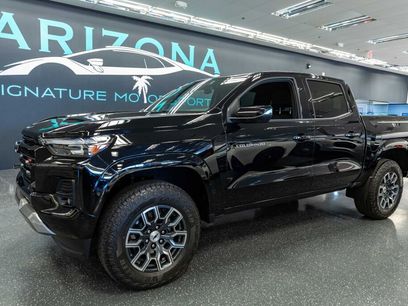 Used 2024 Chevrolet Colorado Z71 w/ Z71 Convenience Package 2