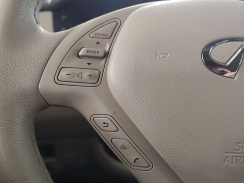 Used 2015 INFINITI QX50 Journey w/ Premium Package image 16