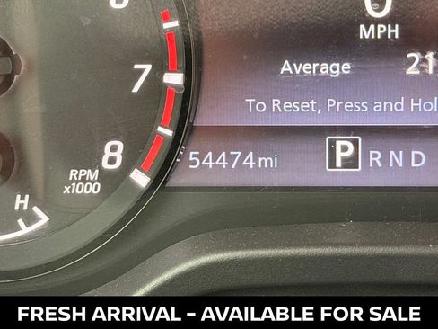 Used 2021 Nissan Titan PRO-4X w/ Pro-4x Utility Package AWD/4WD image 13