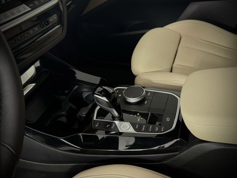 Used 2024 BMW X3 xDrive30i image 23