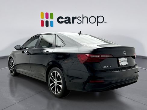 Used 2023 Volkswagen Jetta Sport FWD image 3