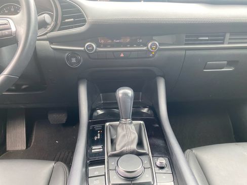 Used 2025 MAZDA MAZDA3 s FWD image 17
