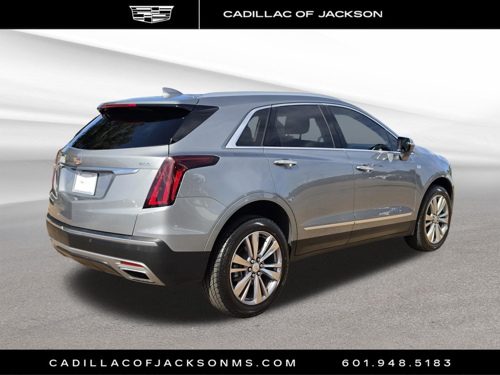 Certified 2025 Cadillac XT5 Premium Luxury FWD image 5