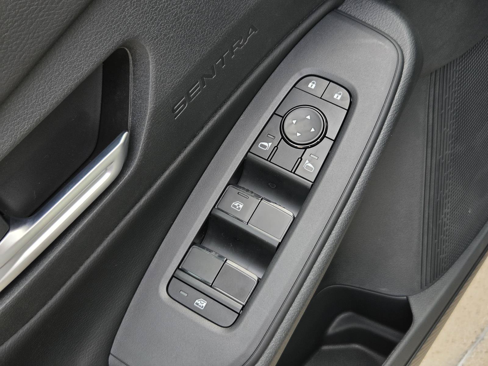 New 2027 Nissan Sentra SV FWD image 16