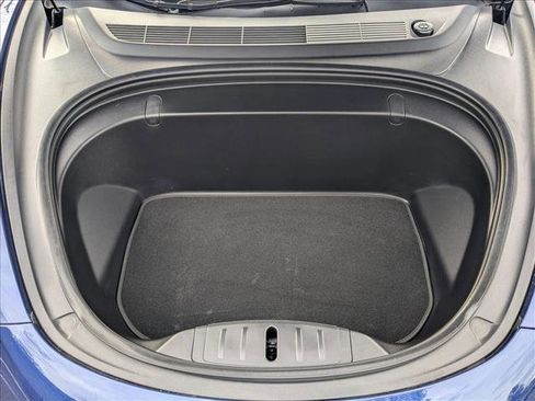 Used 2018 Tesla Model 3 Mid Range image 21
