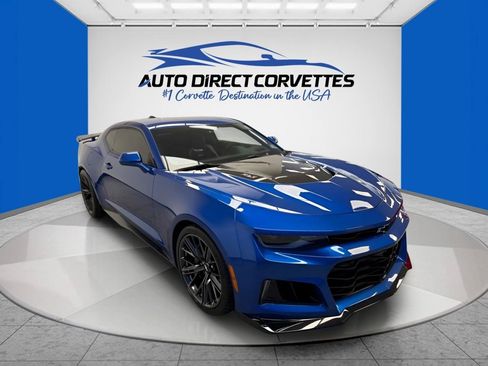 Used 2017 Chevrolet Camaro ZL1 RWD image 5