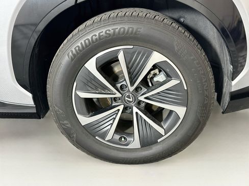 Used 2023 Lexus RZ 450e Premium w/ Technology Package AWD/4WD image 11