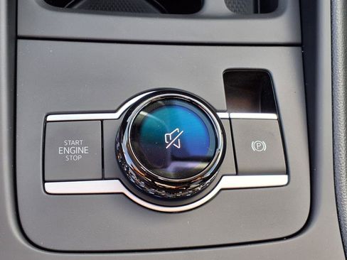 New 2025 Volkswagen Tiguan S image 17