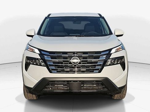 New 2026 Nissan Rogue SV FWD image 12
