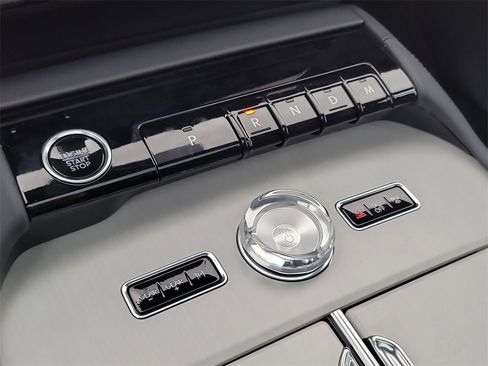 New 2025 Lincoln Navigator Reserve w/ Jet Appearance Package image 28