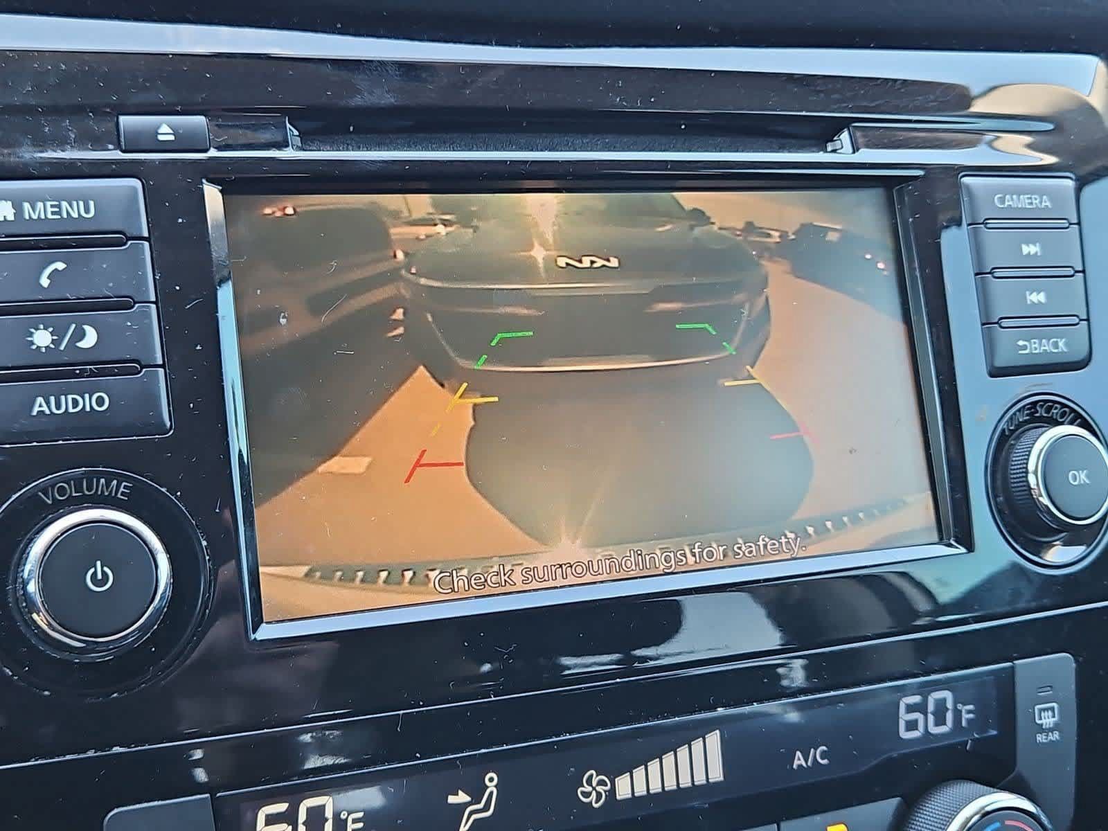 Used 2018 Nissan Rogue SV FWD image 27
