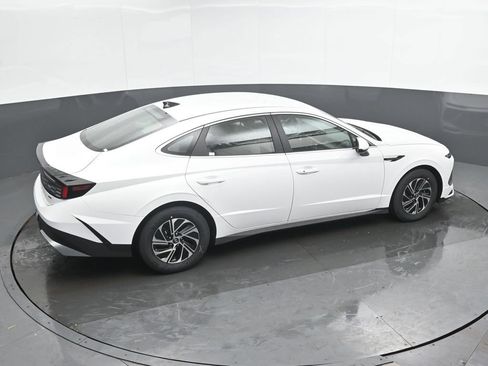 New 2026 Hyundai Sonata Blue FWD image 31