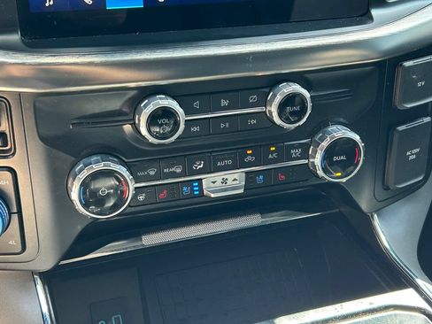 Used 2023 Ford F150 Lariat w/ Trailer Tow Package AWD/4WD image 37